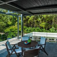 sani woods apartments