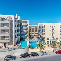 lefkoniko beach icarus suites