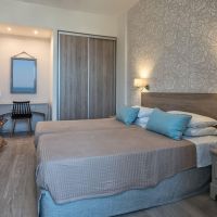 lefkoniko beach icarus suites