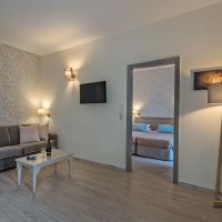 lefkoniko beach icarus suites