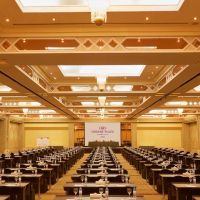 crowne plaza dubai