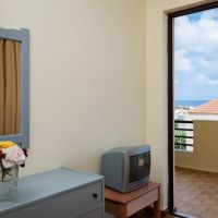 nireas hotel