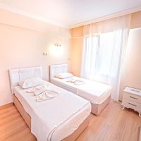 marla suite