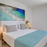 louis nausicaa beach