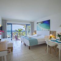 louis nausicaa beach