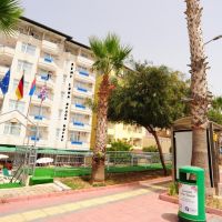 semt luna beach hotel