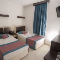 semt luna beach hotel