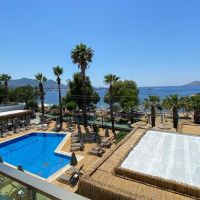 yalipark beach hotel