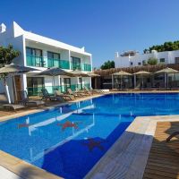 yalipark beach hotel