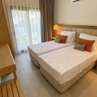 yalipark beach hotel