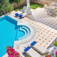 elounda gulf villas & suites