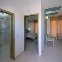 trianta hotel apartments