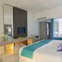 king evelthon beach hotel & resort