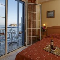 tolo hotel