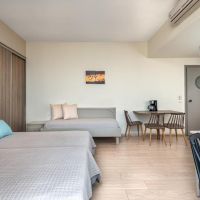icarus suites & apartments