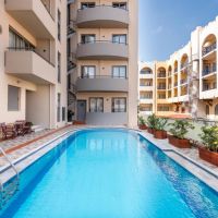 icarus suites & apartments