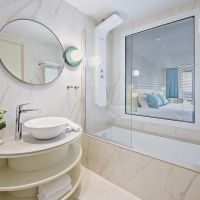 the ivi mare (adults only)