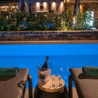petousis hotel & suites