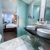 bonnington jumeirah lake towers