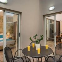 elotis suites
