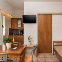 elotis suites