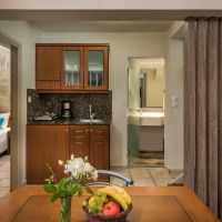 elotis suites