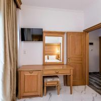 greek pride seafront hotel