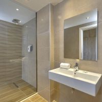 vasia royal hotel