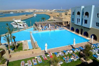 marina lodge at port ghalib
