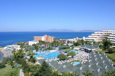 grand blue sky hotel
