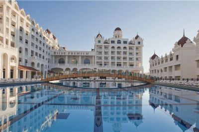 oz hotels side premium