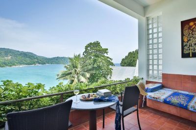 mom tri's villa royale