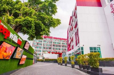 sleep with me hotel - design hotel at patong