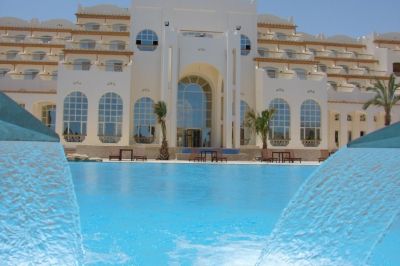 royal lagoons aqua park & resorts