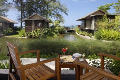 khaolak wanaburee resort