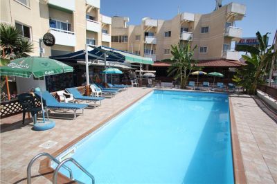 boronia hotel apts