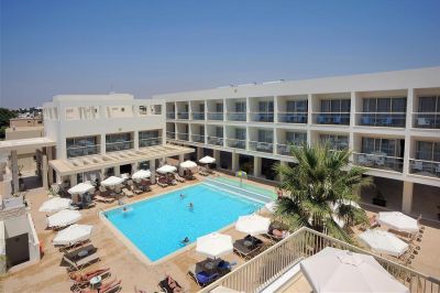 nelia gardens