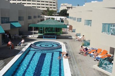 summerland motel sharjah