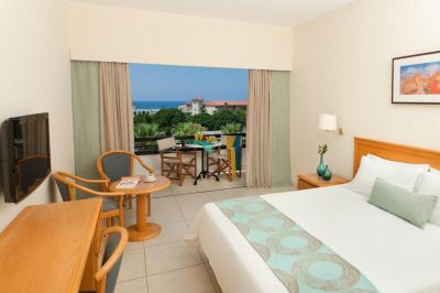avanti hotel 4