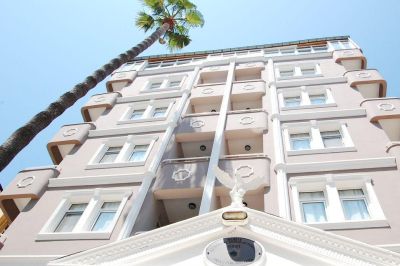 triana hotel 3 *