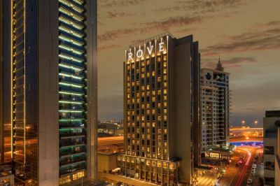 rove dubai marina 3 *