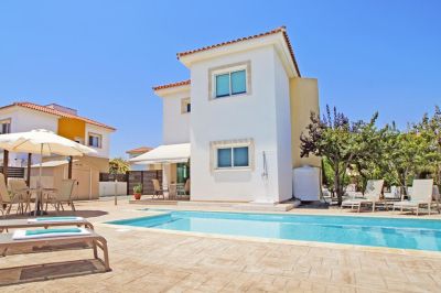 villa agia thekla