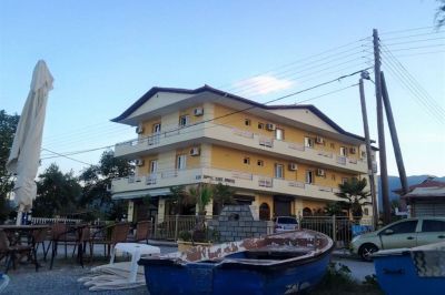 akrothalassia hotel