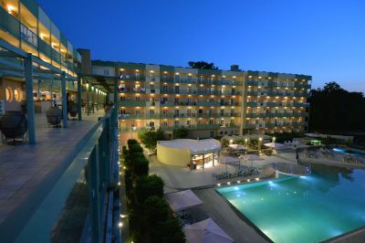 ariti grand hotel