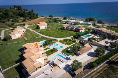 nefeli villas & suites