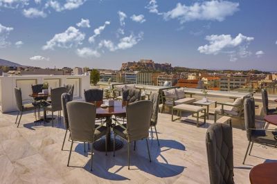 titania hotel