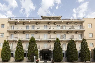eviana beach hotel