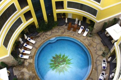 four seasons place