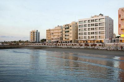 constantiana beach hotel apts