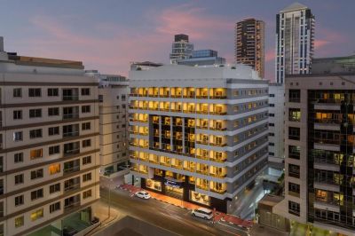 savoy crest hotel apartments